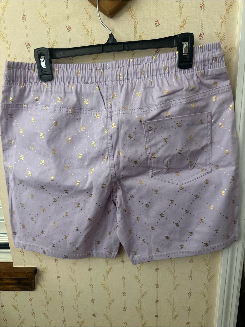 Drill Clothing Co Men’s Gold Bee Print Shorts Large NWT - Picture 2 of 5